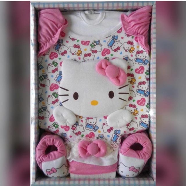 SET PAKAIAN BABY HELLO KITTY