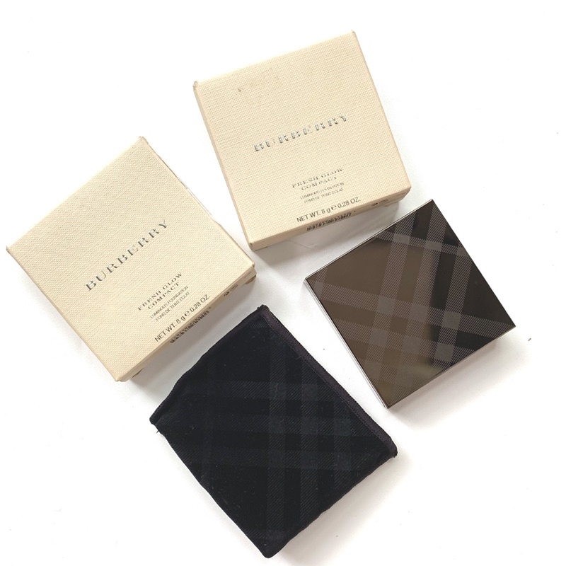 Burberry glow compact 43 almond