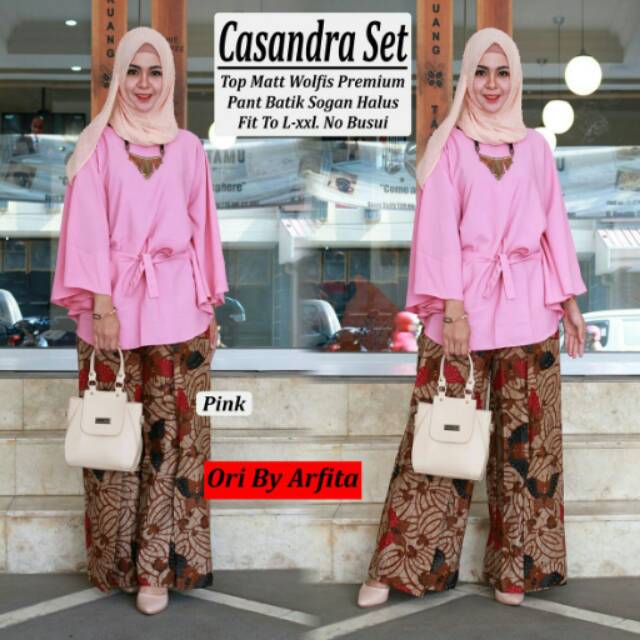 Casandra set blouse dan Kulot batik