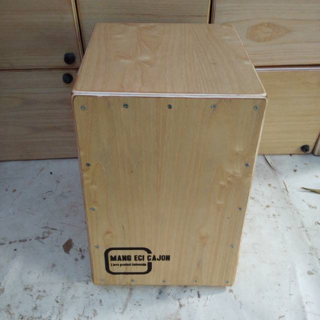 trapesium natural cajon