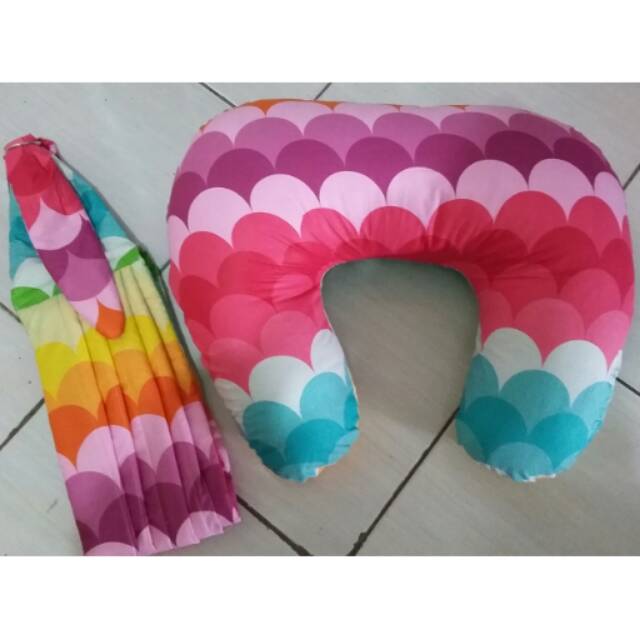 Bantal menyusui & Gendongan