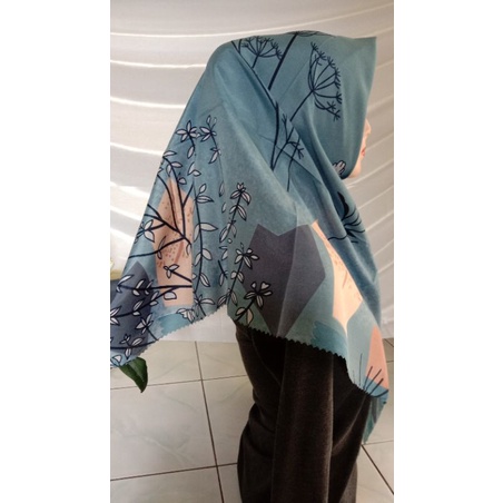 Hijab Segi Empat