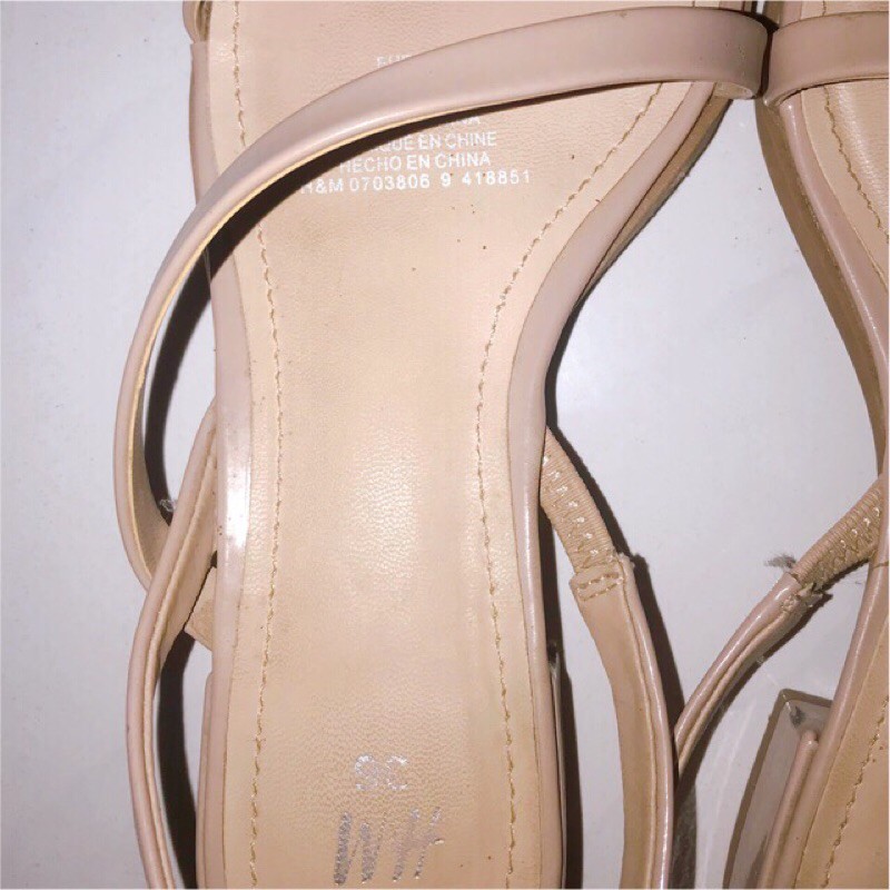 h&m flat