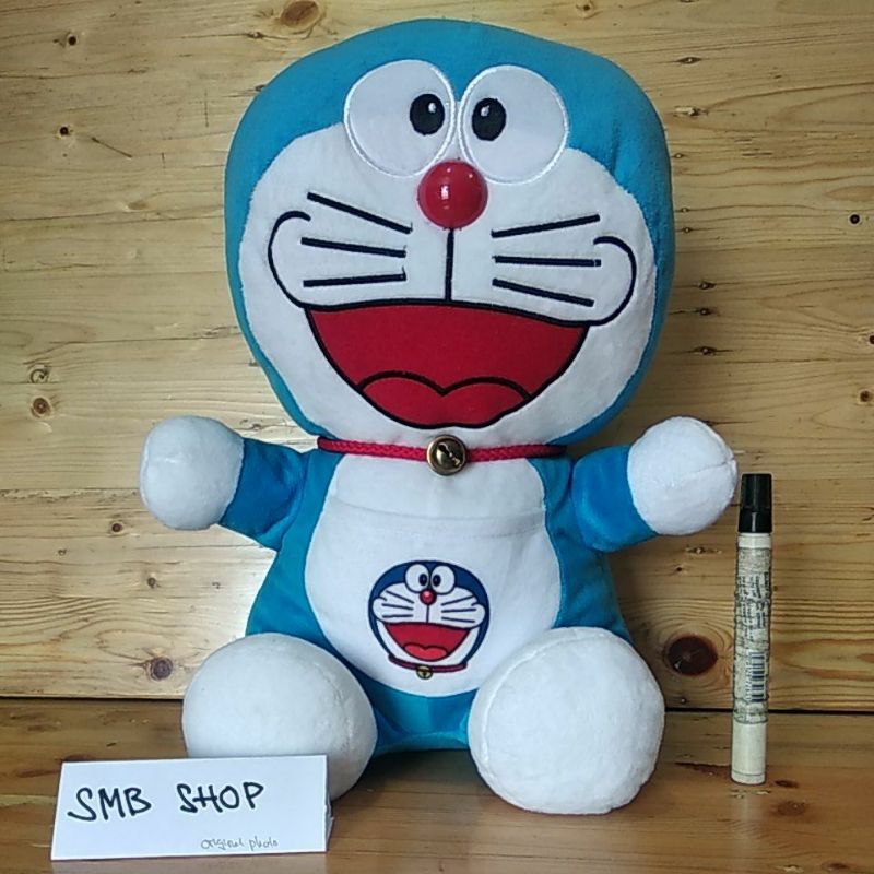 boneka kucing doraemon unofficial