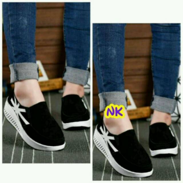 Black shoes