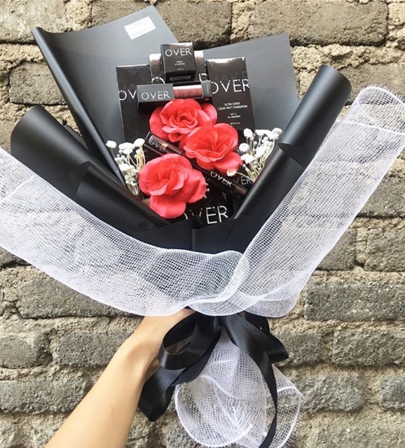 Bucket makeup make over