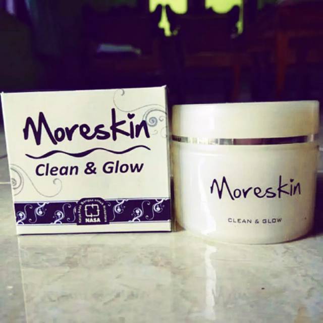 Moreskin Glow N Clean