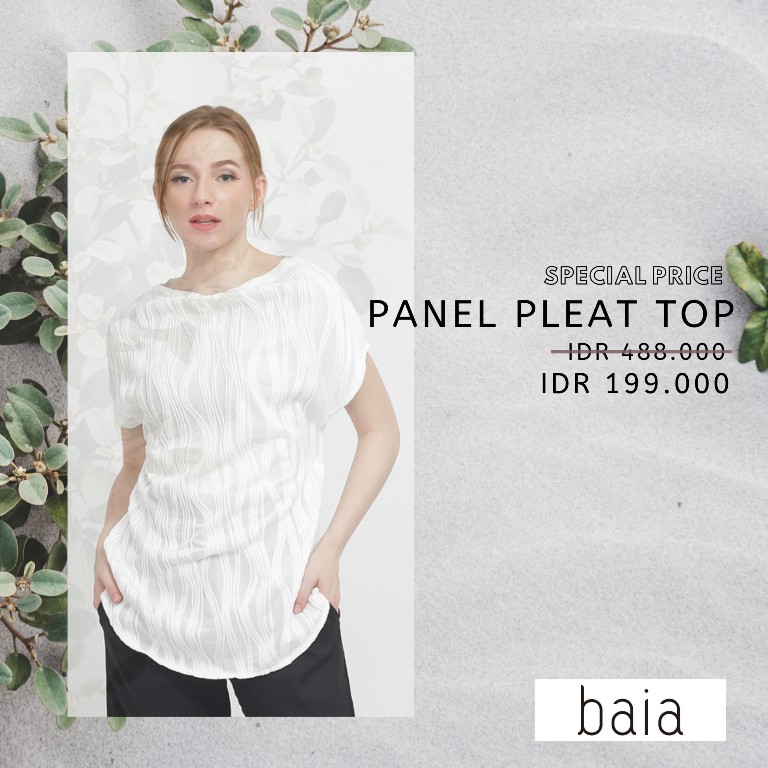 Panel Pleat Top