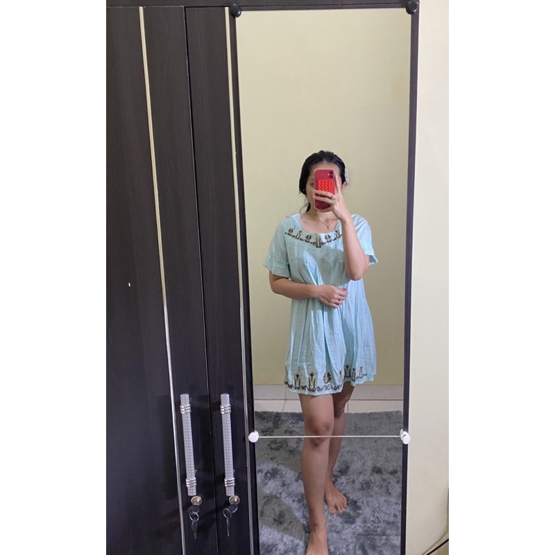 dress biru