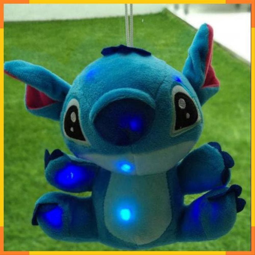 Boneka Stitch Lampu