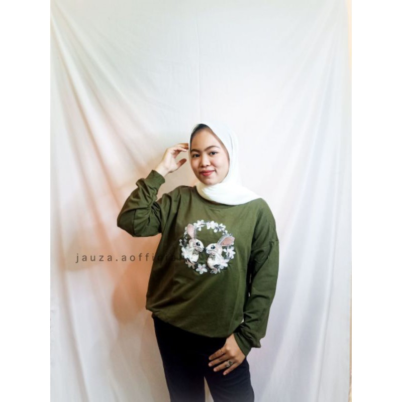 SWEATER KELINCI