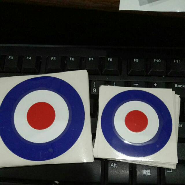 Stiker cutting vespa target