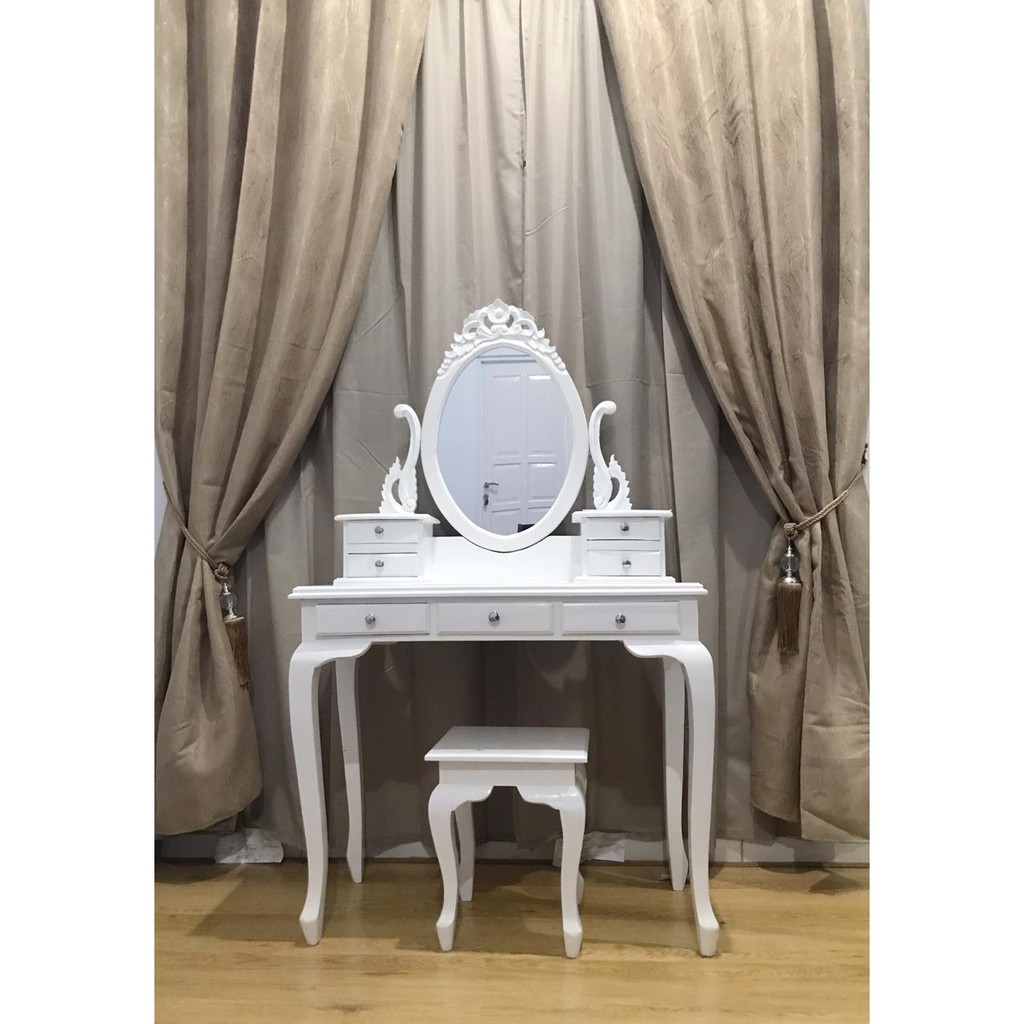 Meja Rias Mini Putih