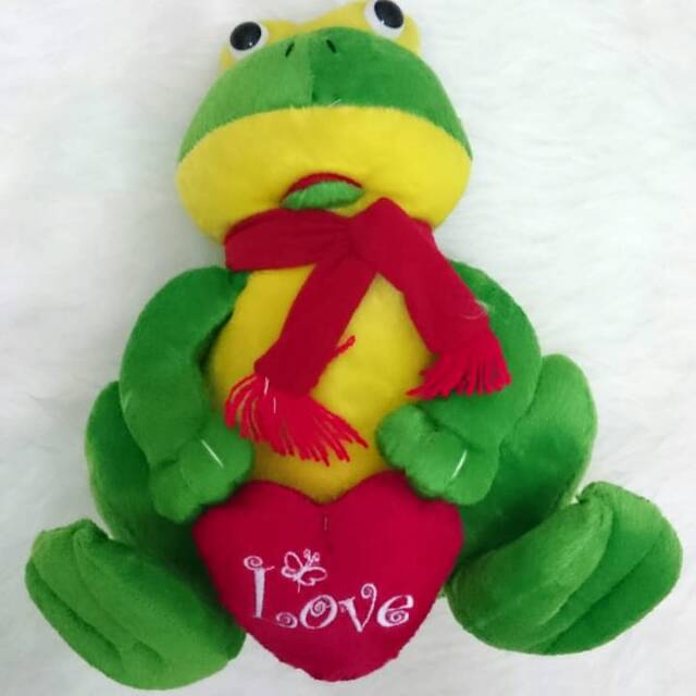 BONEKA KATAK HIJAU