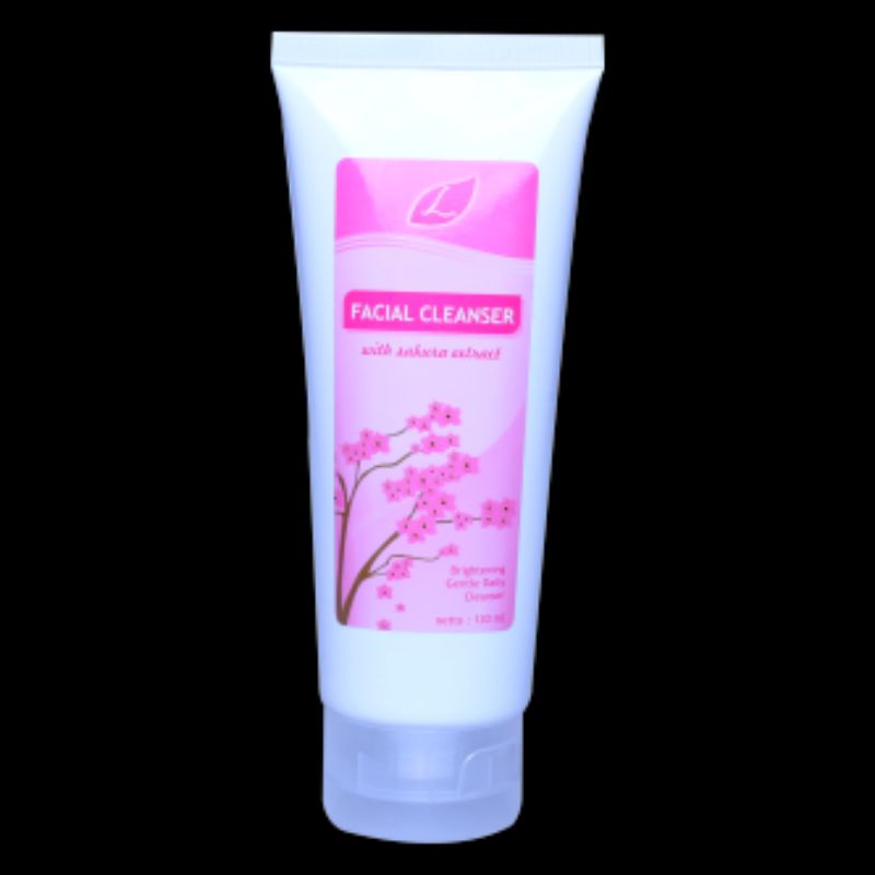 Facial Cleanser with Sakura Extract Larissa