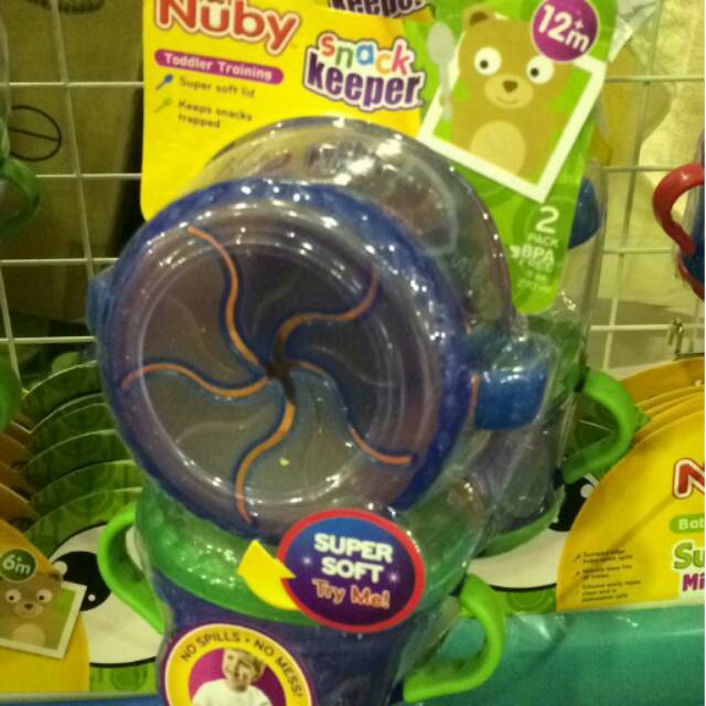 Nuby snack keeper