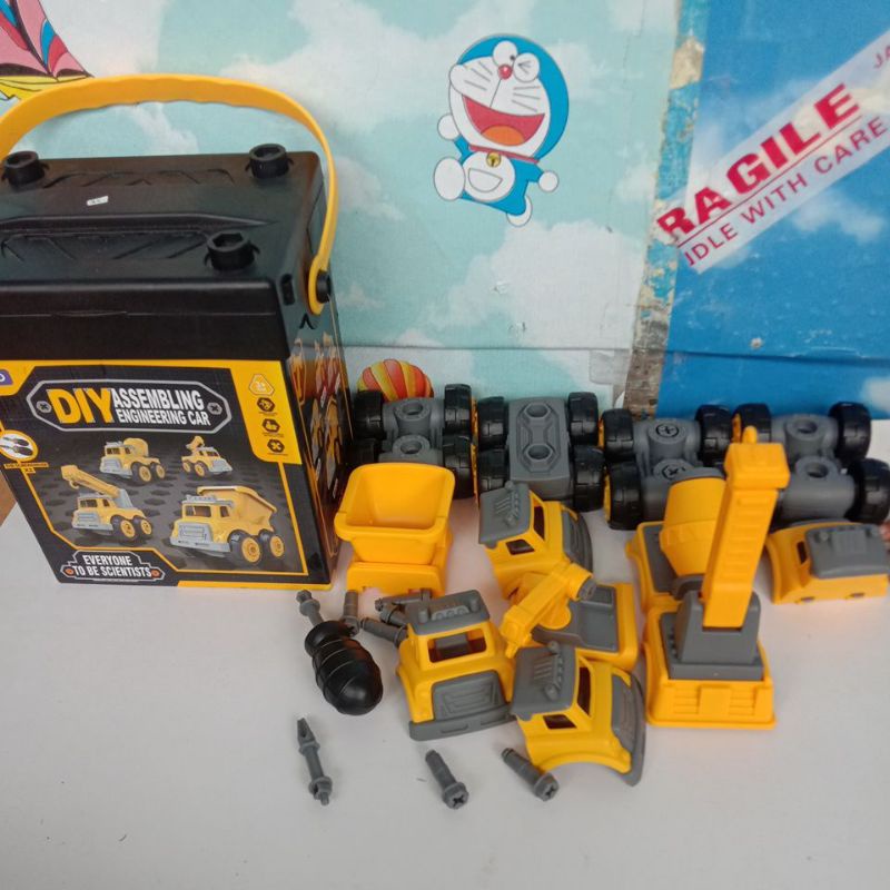 DIY Assembling Engineering Car