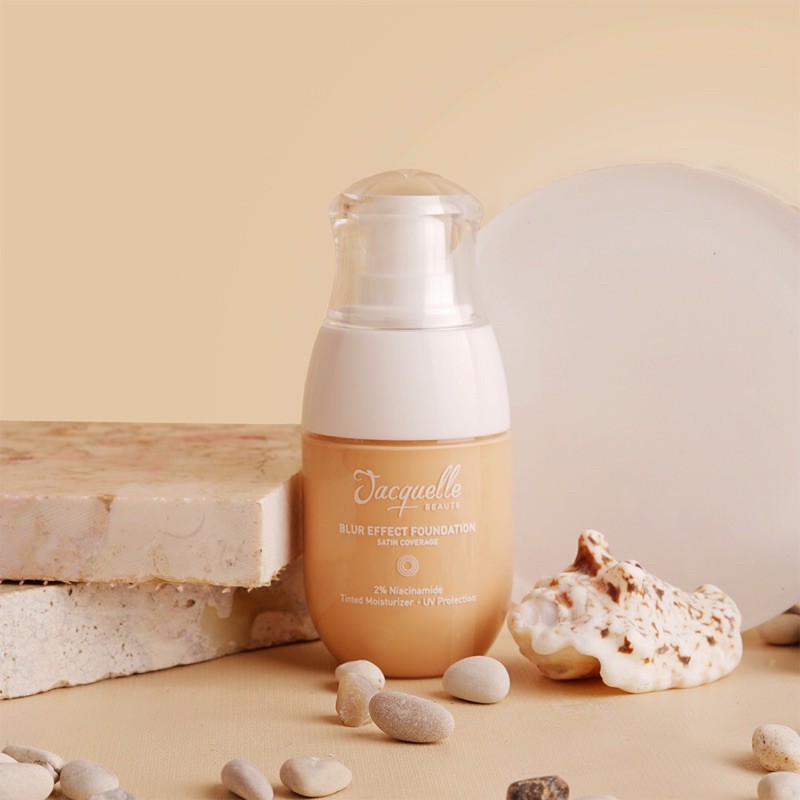 JACQUELLE Blur Effect Foundation - Shell