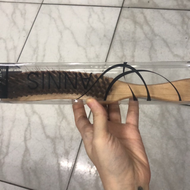 Sikat ANNIS / Brush