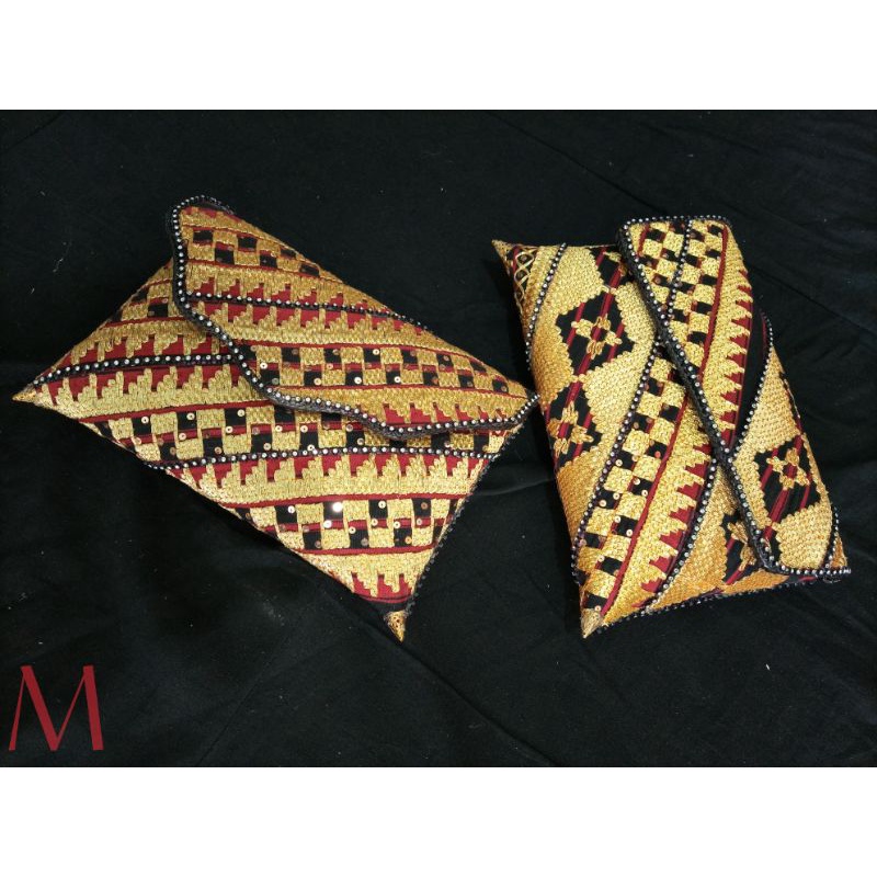 clutch tapis
