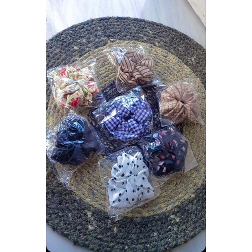 ikat rambut - scrunchie