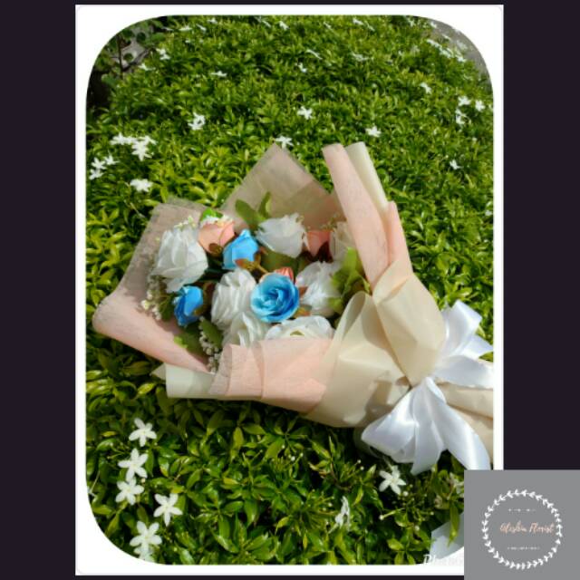 HANDBUKET ARTIFICIAL ROSE