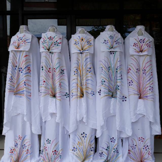 Mukena Rayon adem