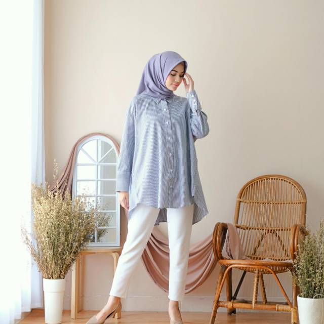 oversized shirt