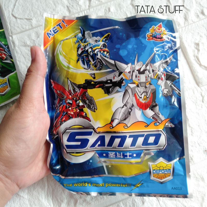 MAINAN ROBOT SANTO