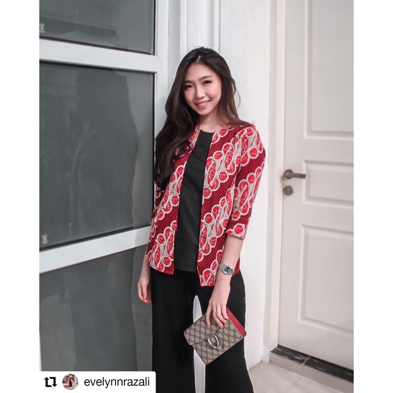 (4 Warna) MIRABEL KUTU TOP