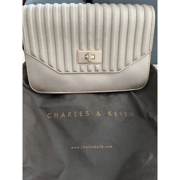 charles & keith