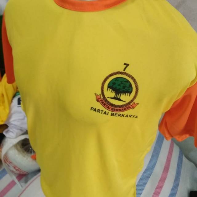 Kaos partai BERKARYA