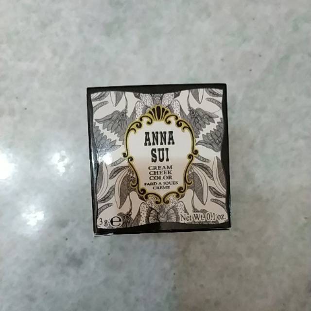 Anna Sui cream cheek color