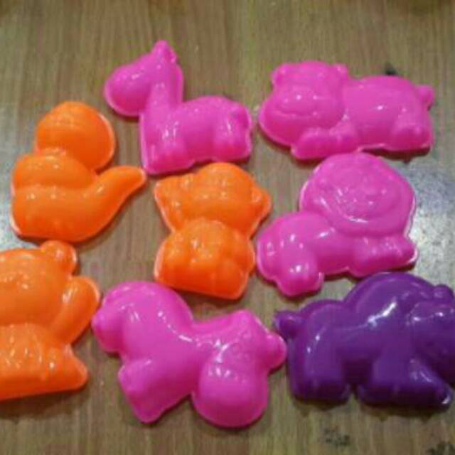 Cetakan mainan pasir kinetik