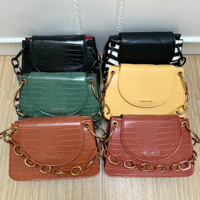 Charles and Keith 521