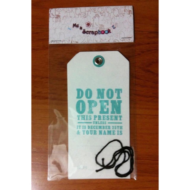 CHRISTMAS TAG