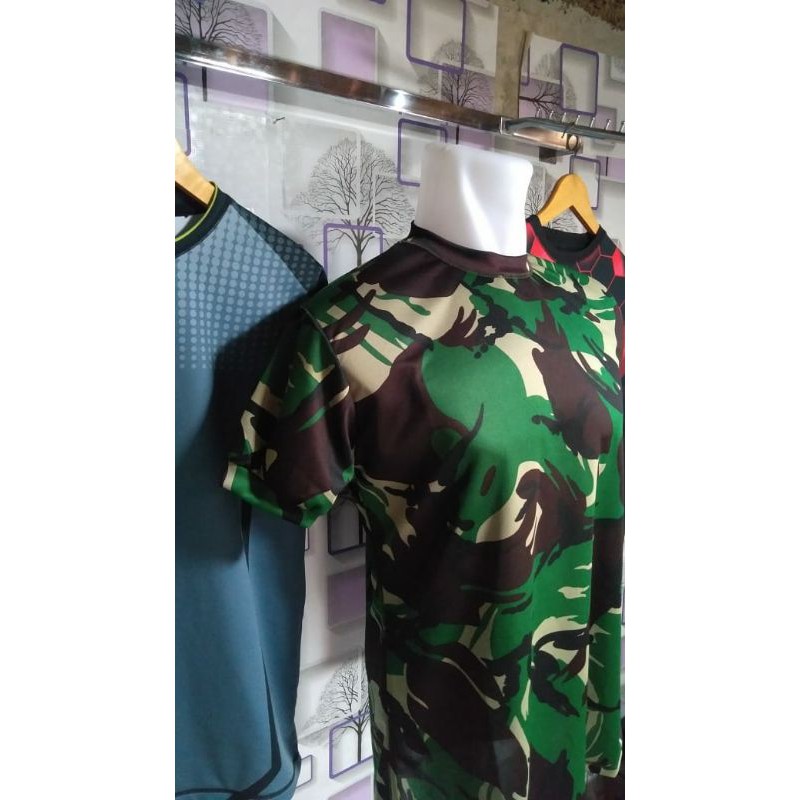 KAOS LORENG PRIA MALVINAS TANGAN PENDEK