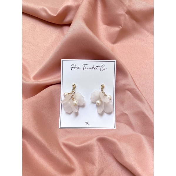 Snowdrop Earring