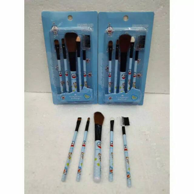 Kuas make up doraemon