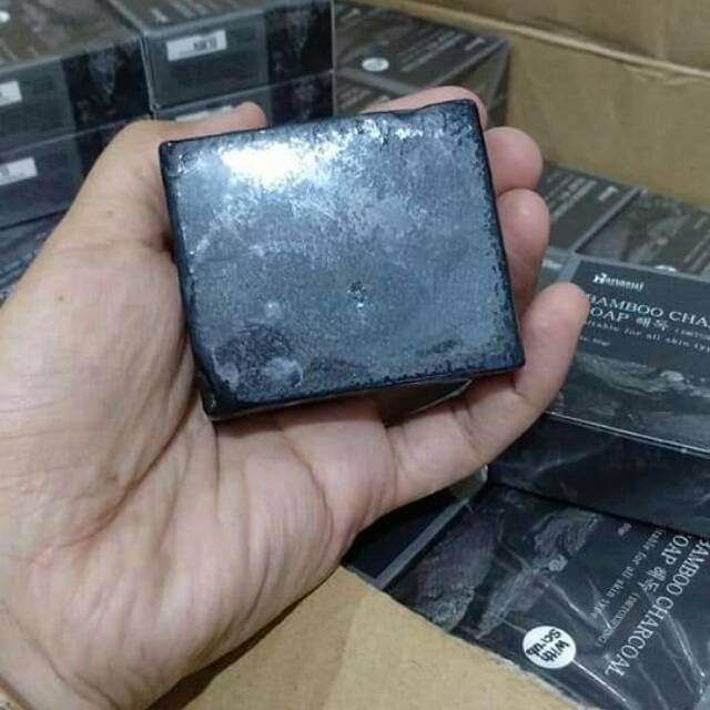Bamboo charcoal soap hanasui