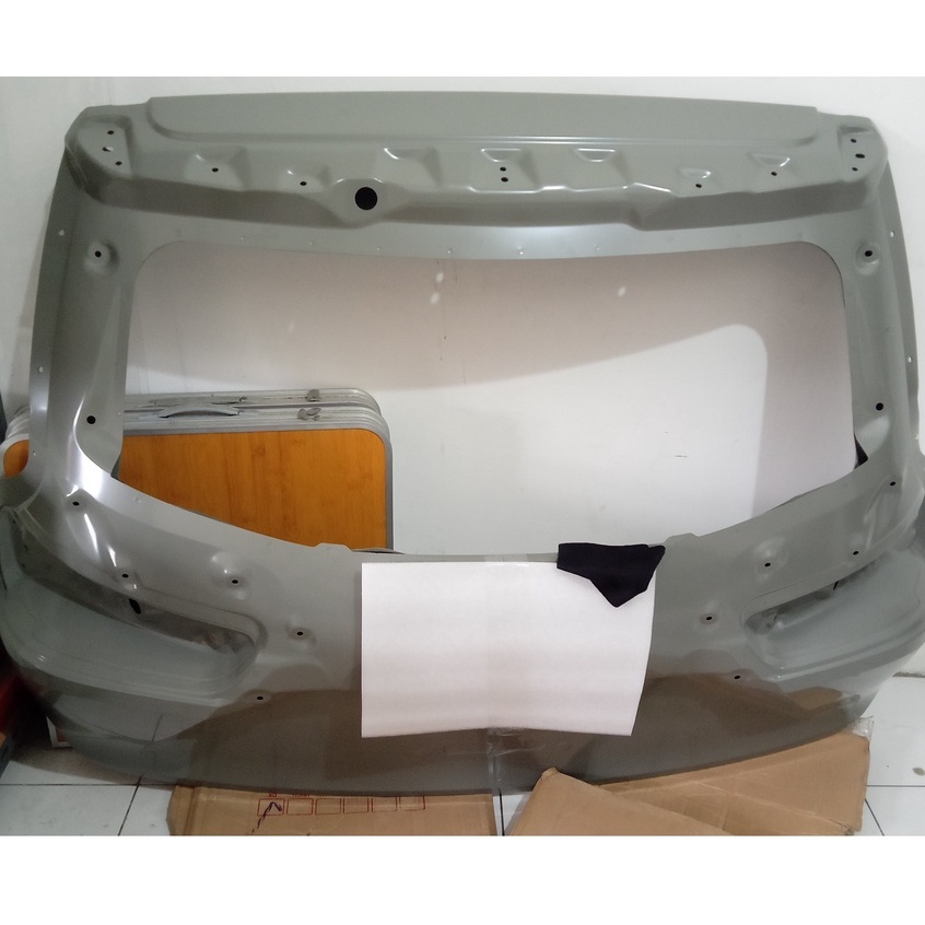 Kap/Pintu Bagasi Wuling Almaz