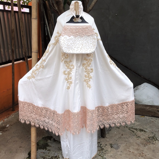Mukena Sutra Silk