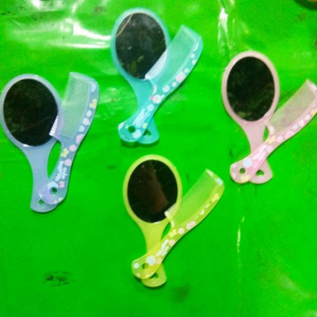 Af # 1 set cermin sisir