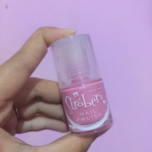 Stroberi Nail Polish