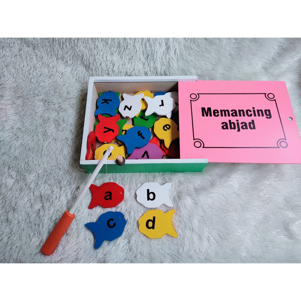 Mainan edukasi memancing abjad
