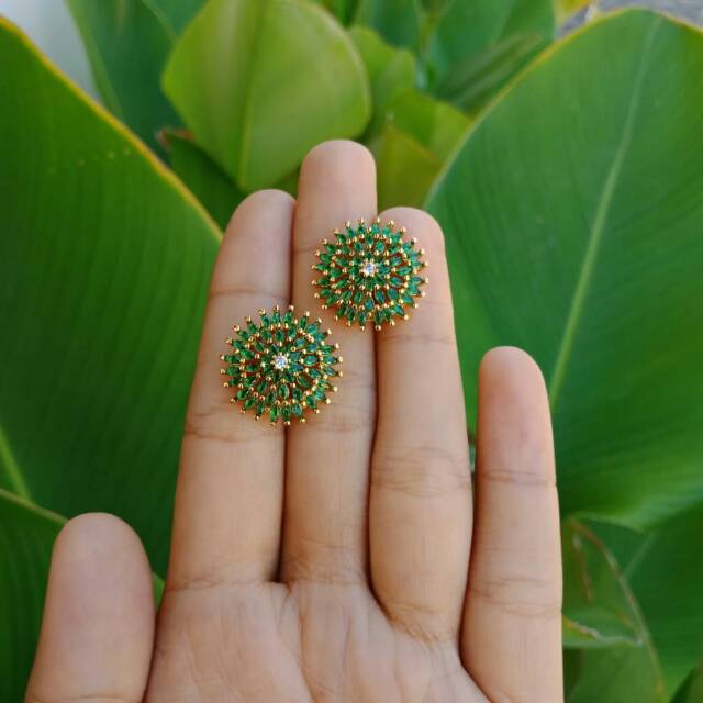 Giwang zircon padi