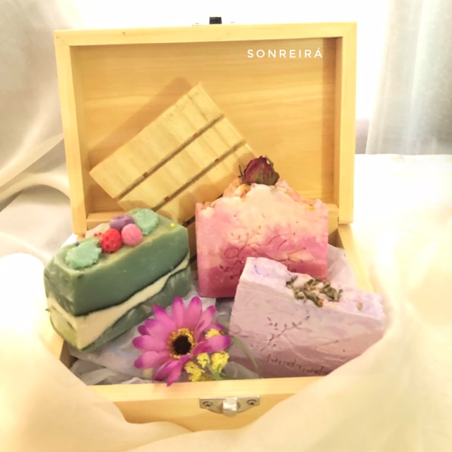 Sonreira Gift box package