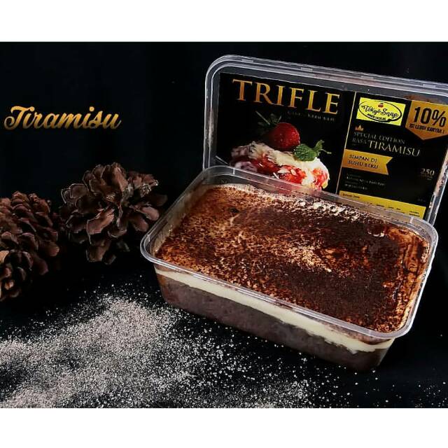 Trifle cake Tiramisu