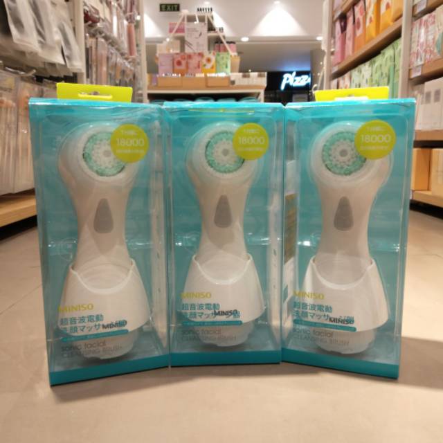 Sonic facial cleansing