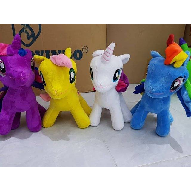 Boneka litte pony